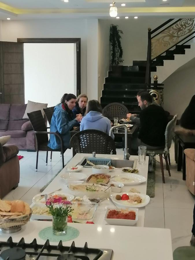 Villa Zee 马达巴 外观 照片